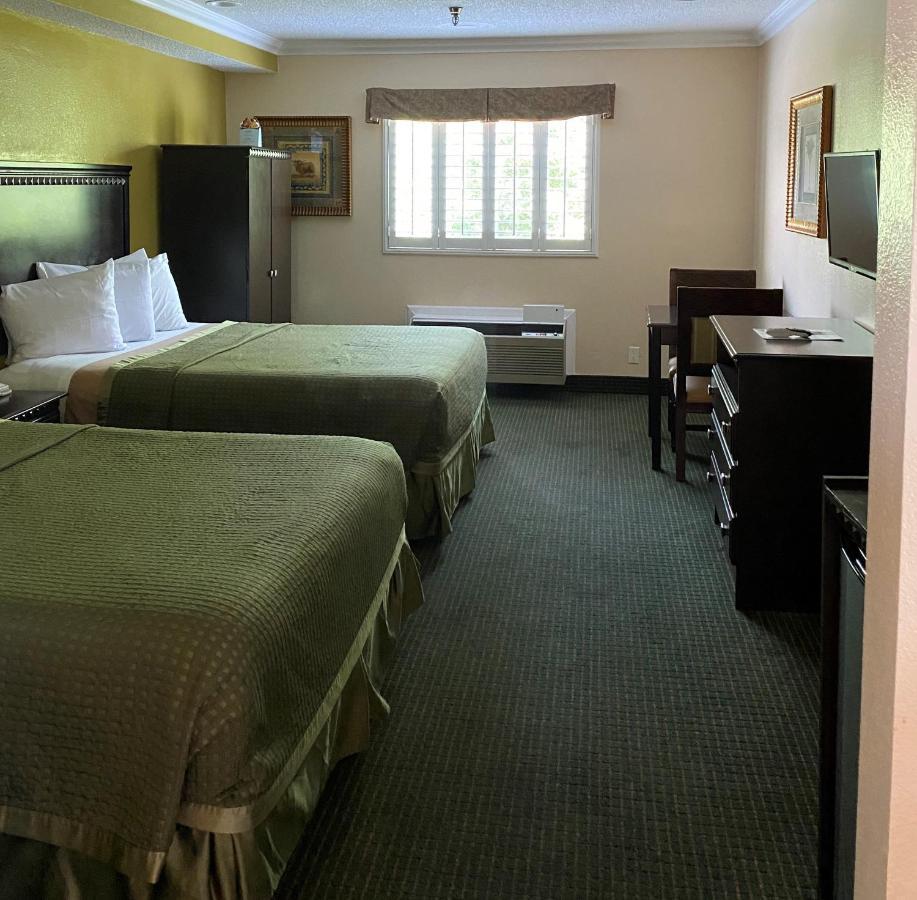 Travelodge By Wyndham Chatsworth Los Angeles Zewnętrze zdjęcie