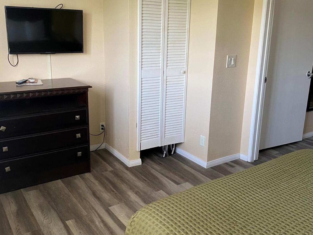 Travelodge By Wyndham Chatsworth Los Angeles Zewnętrze zdjęcie