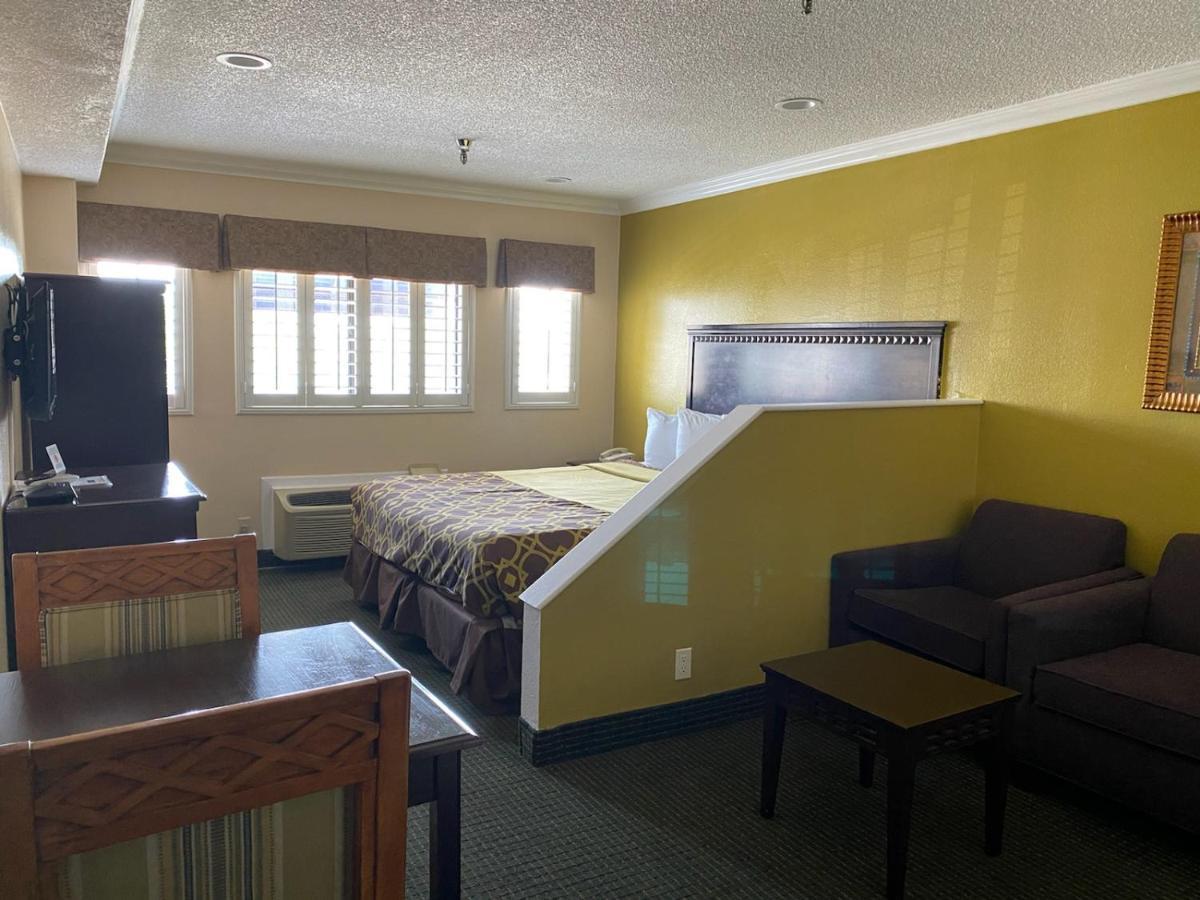 Travelodge By Wyndham Chatsworth Los Angeles Zewnętrze zdjęcie