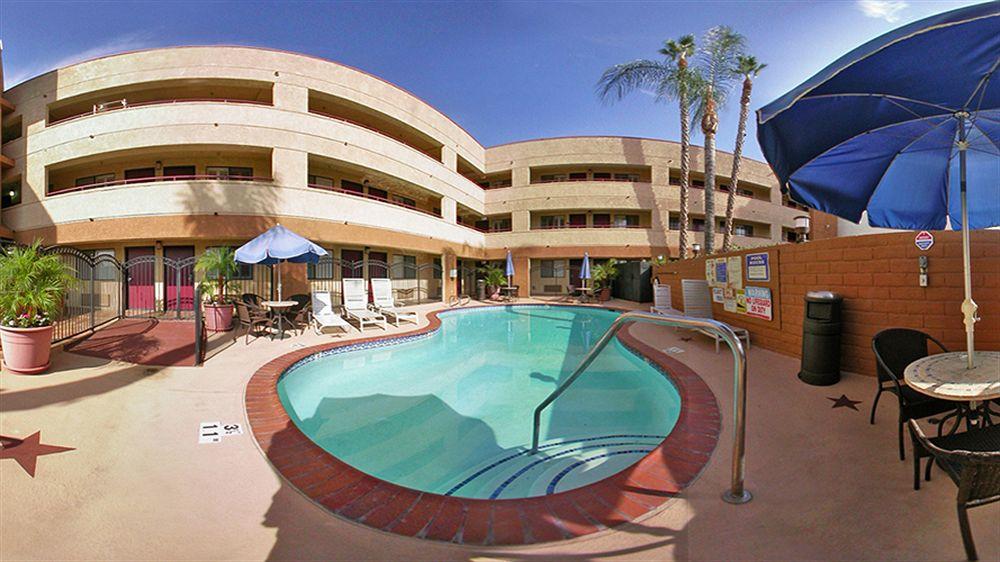 Travelodge By Wyndham Chatsworth Los Angeles Zewnętrze zdjęcie
